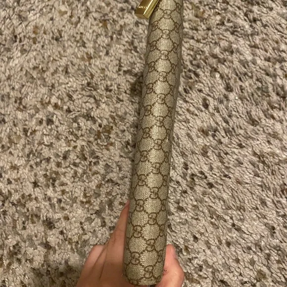 Gucci wallet !! - Picture 7 of 8